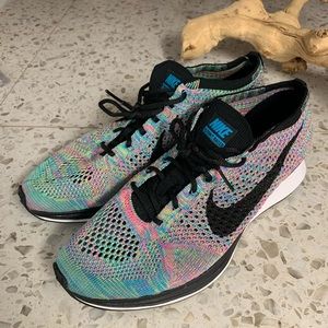 NEW Men’s Nike Flyknit Running Shoes